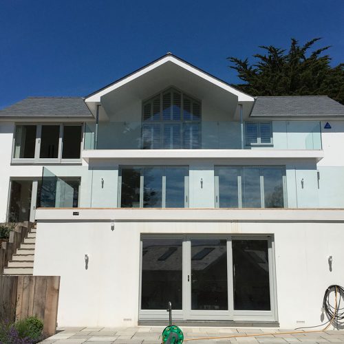 Aluminium windows and doors installation